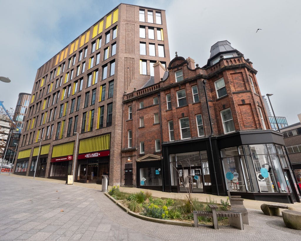 Issacs Building, Sheffield, Offices To Let - L1000704.jpg