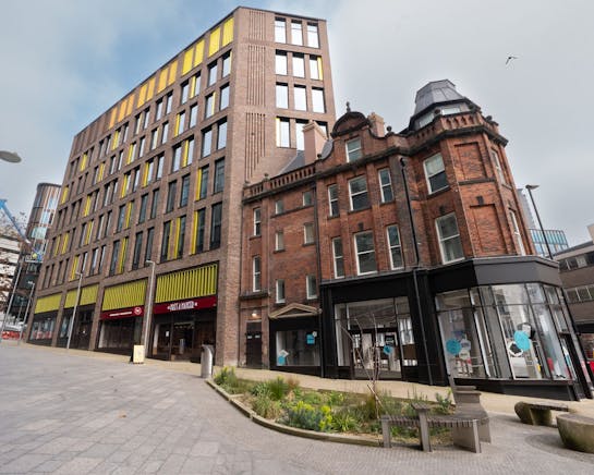 Issacs Building, Sheffield, Offices To Let - L1000704.jpg