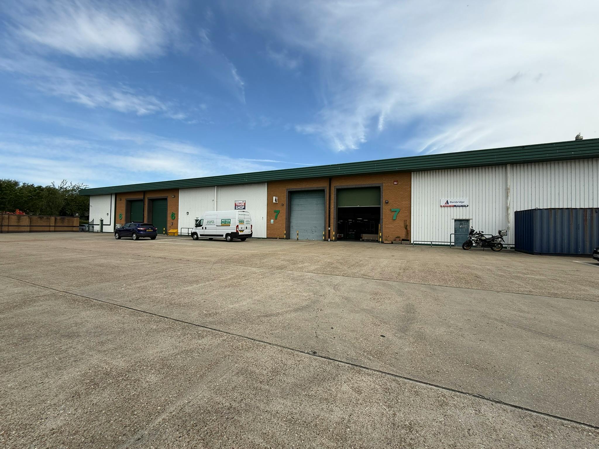 Industrial Unit in Southampton - photo 2