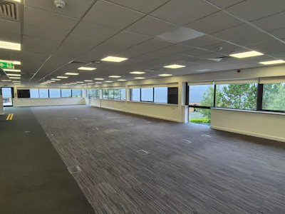Unit E, Stockport, Office To Let - 20260910_102051.jpg