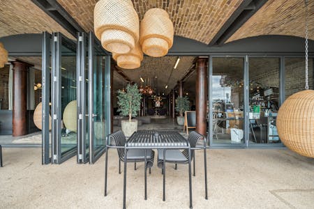Metropolitan Wharf Building, London, Office To Let - 131032713685aae3865713ARW1.jpg