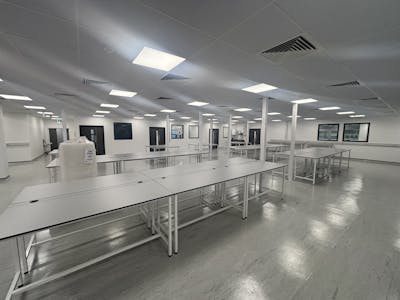 Building 52, Chesterford Park, Saffron Walden, Little Chesterford, Hi Tech / Lab / Office To Let - IMG_2778.jpg