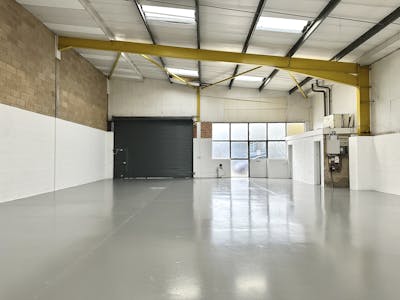 Unit 11 Hyatt Trading Estate, Stevenage, Distribution / Distribution Warehouse / Factory / Industrial / Industrial/Logistics / Industrial / Manufacturing / Industrial (Multi Let Scheme) / Industrial Park / Industrial / Storage / Light Industrial / Logistics / Trade / Trade Counter / Trade Counter / Showroom / Urban Logistics / Warehouse / Industrial / Warehouse / Workshops To Let - IMG_3788.JPG