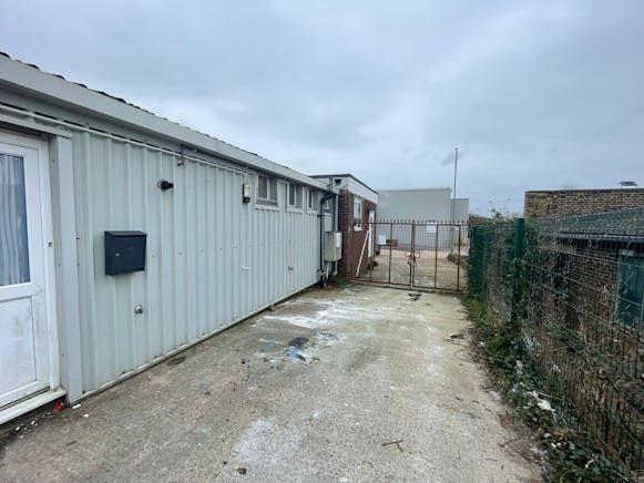 Unit 2, Drury Lane, St. Leonards-on-Sea, Industrial / Office To Let - IMG_4045.JPEG