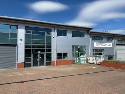 Unit 10 Capital Business Park, Borehamwood, Light Industrial / Office / Trade Counter / Warehouse To Let - processed-F1797300-9800-44B4-9A1E-274C77FB177B.jpeg