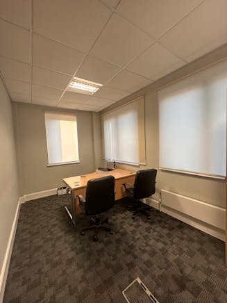 2nd Floor, 1 Twyford Place, Lincolns Inn Office Village, High Wycombe, Offices To Let - IMG_2409.JPG
