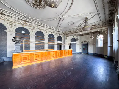The Griffin Centre, Unit 7, London, Retail To Let - unit 7(10).jpg