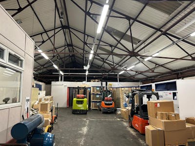 149 Glasgow Road, Wishaw, Industrial To Let - 21a4a710-c41a-4035-87ea-7a081d7b4db4.JPG