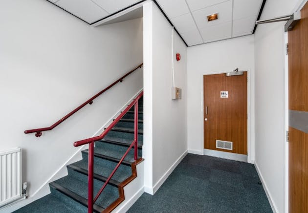 First Floor Unit 1a, Thame Park Business Centre, Thame, Offices To Let / For Sale - Stairwell 6.jpg