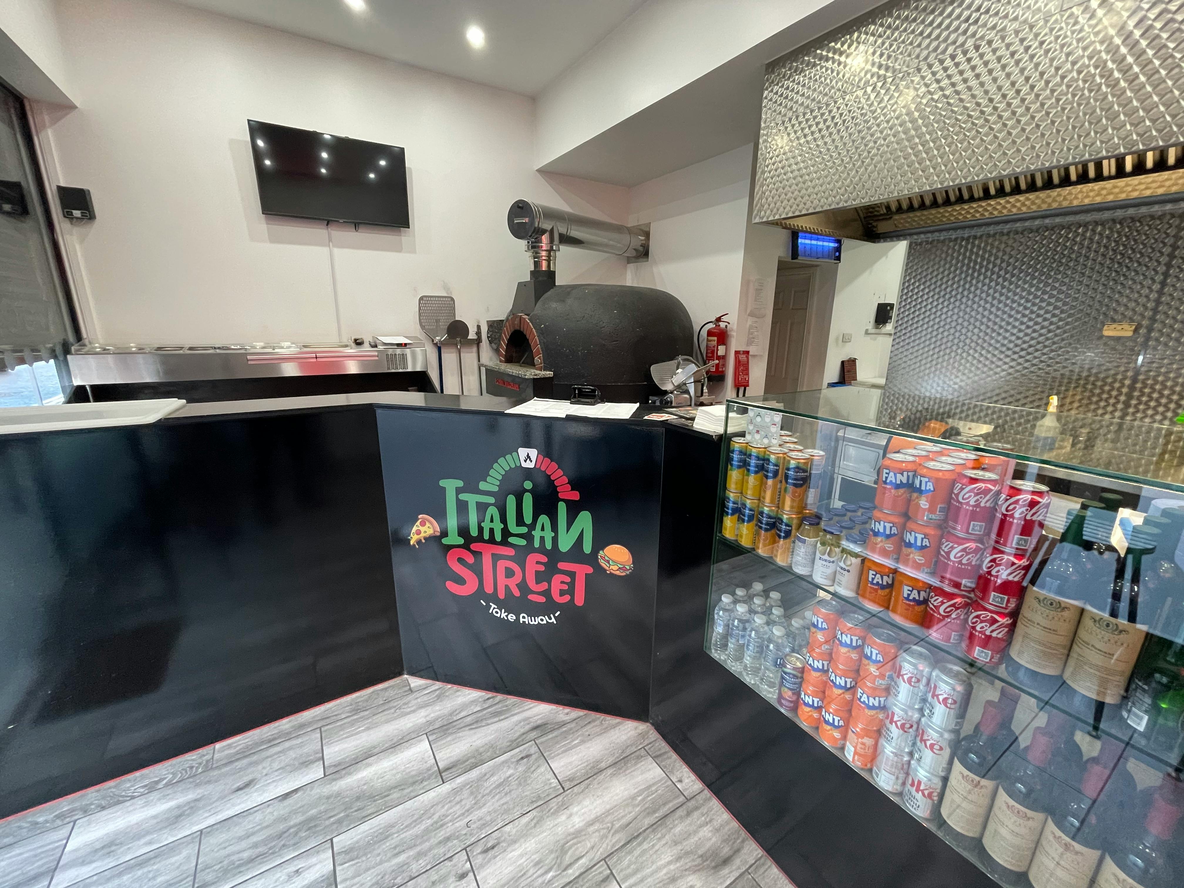 Retail/Shop in Bournemouth - photo 2