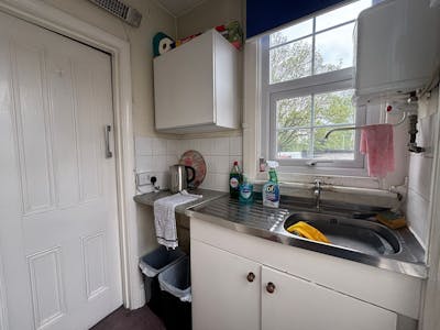 168 High Street, Watford, Office / Retail For Sale - FFK1.jpeg