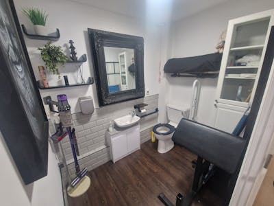 201 West Street, Fareham, Leisure / Office / Retail For Sale - 20250815_162730.jpg