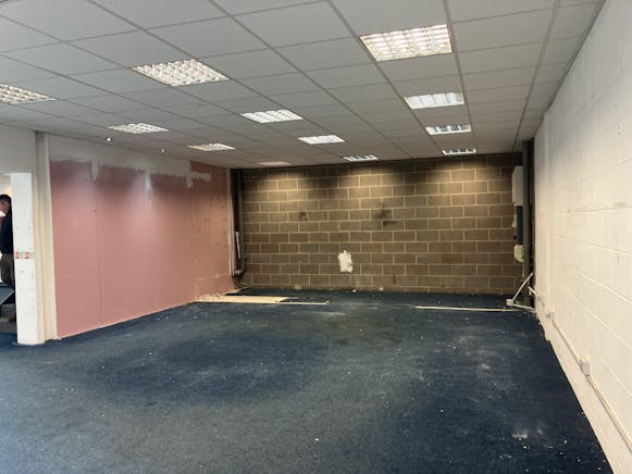 Unit 8a and 8b, The Swan Centre, Rugby, Retail To Let - IMG_0372A.JPG