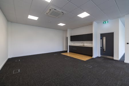 Unit 2, AIR Heathrow, Feltham, Industrial / Warehouse To Let - Eighty_Wrenbridge_AIR_0063.jpg