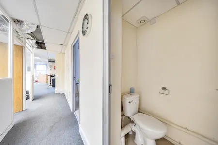 41 The Broadway, London, Office To Let - 1-6a2b6a7bcb028-1478971-12-6a2ab94dbdf0c-1.jpg