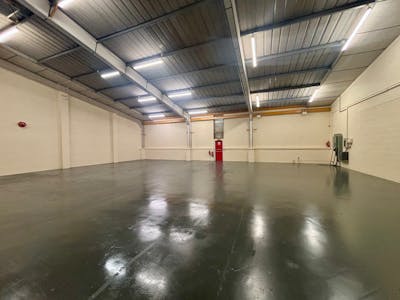 Unit 6 Maesglas Industrial Estate, Newport, Industrial To Let - 6 Maesglas 06.jpg