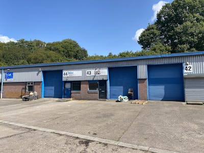 Unit 43, Albion Industrial Estate, Pontypridd, Industrial To Let - Image 1