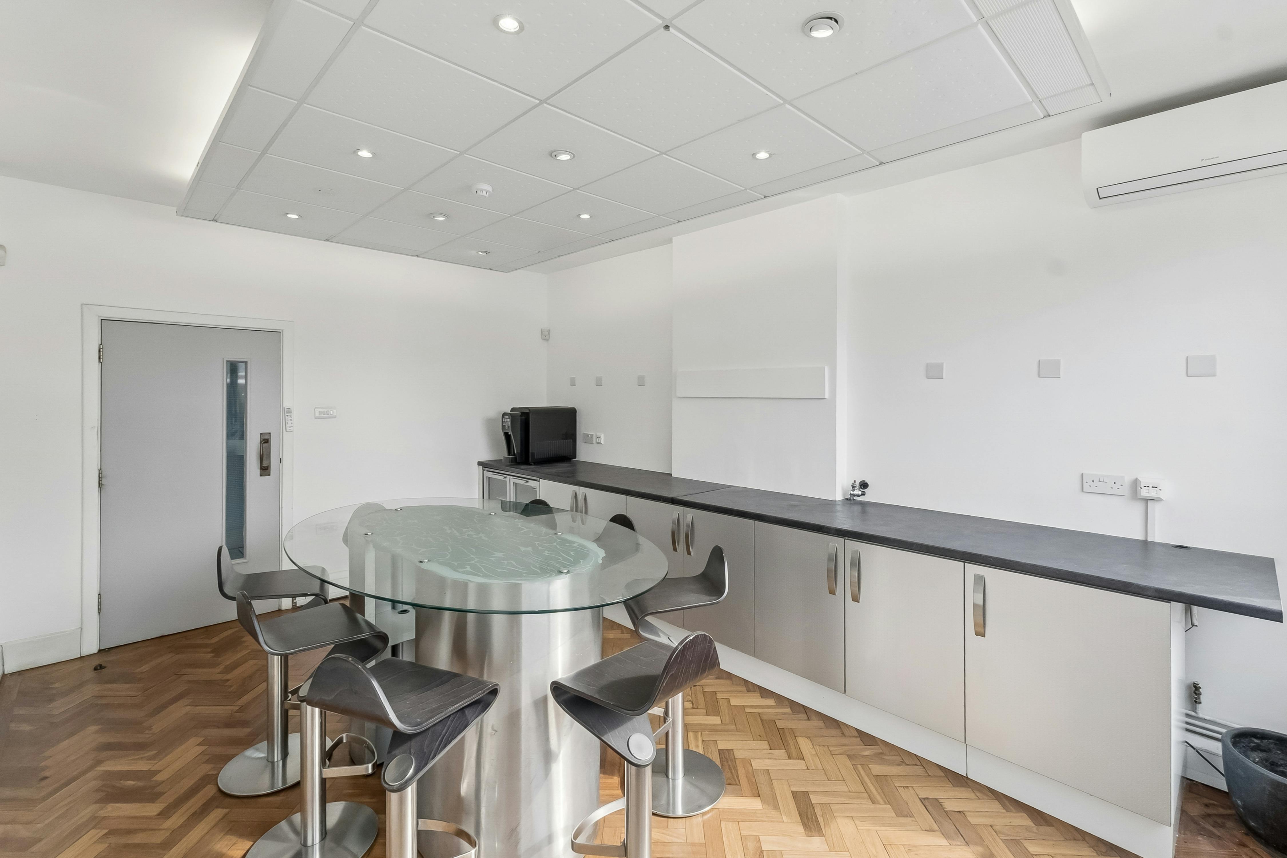 85-87 Richford Street, Richford Street - 14.jpg