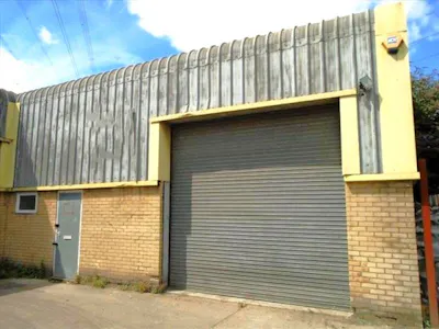 Unit 5, Abrac Works, Albright Industrial Estate, Rainham, Industrial To Let - 106294970_1398926933629198_2253974903639075491_n - Edited.jpg