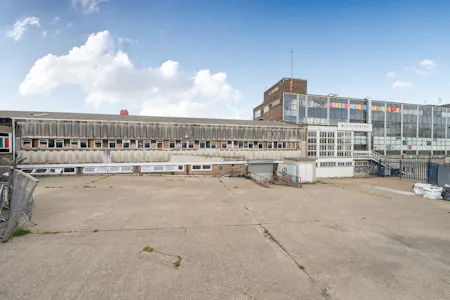 Bunker 51, 3 Herringham Road, Charlton, Class E Retail / Leisure / D2 (Assembly and Leisure) / Leisure / Light Industrial / Open Storage / Trade / Warehouse / Yard To Let - 1433196-25-69c3e362125b0.jpg