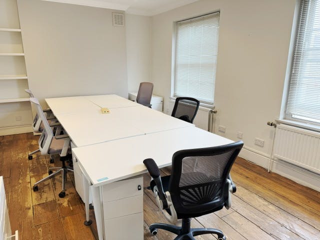 25B Lloyd Baker Street, London, Offices To Let - IMG_5003.jpg