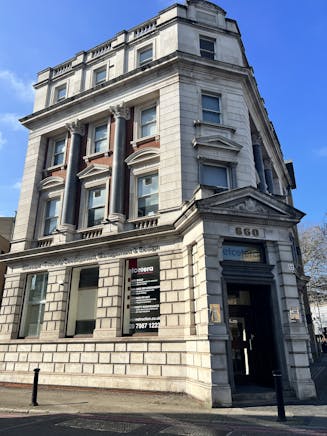 Bank Chambers, 660-664 Commercial Road, London, Education / Health & Fitness / Offices / Restaurant / Retail To Let - 35FB6C7D3E5F453EB73A463AFB65F62F.jpeg