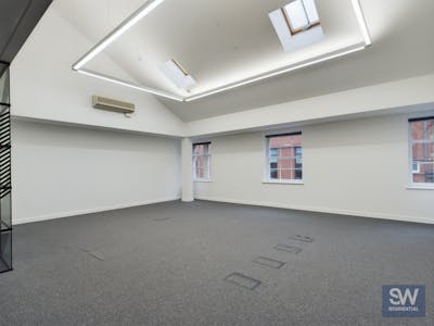 17-19 York Place, Leeds, Office To Let - CAM01395G0PR0168STILL007.jpg