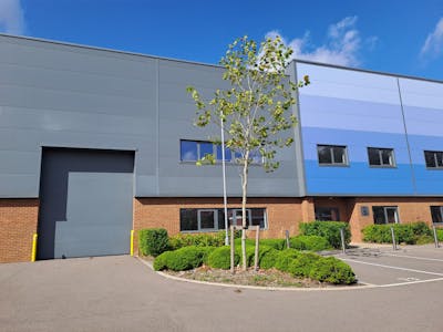 Unit 5, Vulcan Business Park, Crawley, Industrial / Warehouse To Let - unit 5.jpg