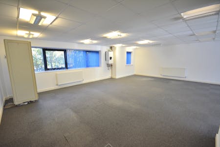 Unit 2B Crown Business Park, Rochdale, Office To Let - CSC_0012.JPG