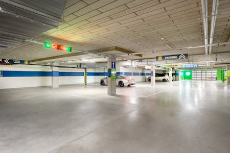 Šumavská Tower - Building C, Šumavská 519/35, Brno, Office / Retail To Let - garov parkovn_02.jpg