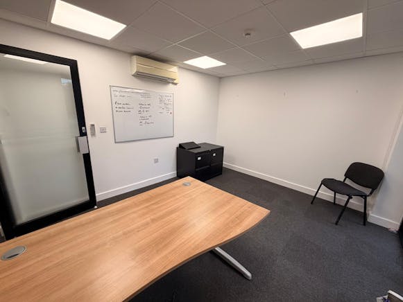 Ground Floor, Cohav House, Southend-on-Sea, Office To Let - IMG20251119WA0039.jpg