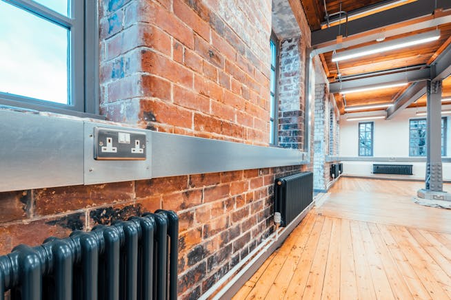 Calls Landing, Leeds, Offices To Let - Calls-Landing-12-14-34.jpg