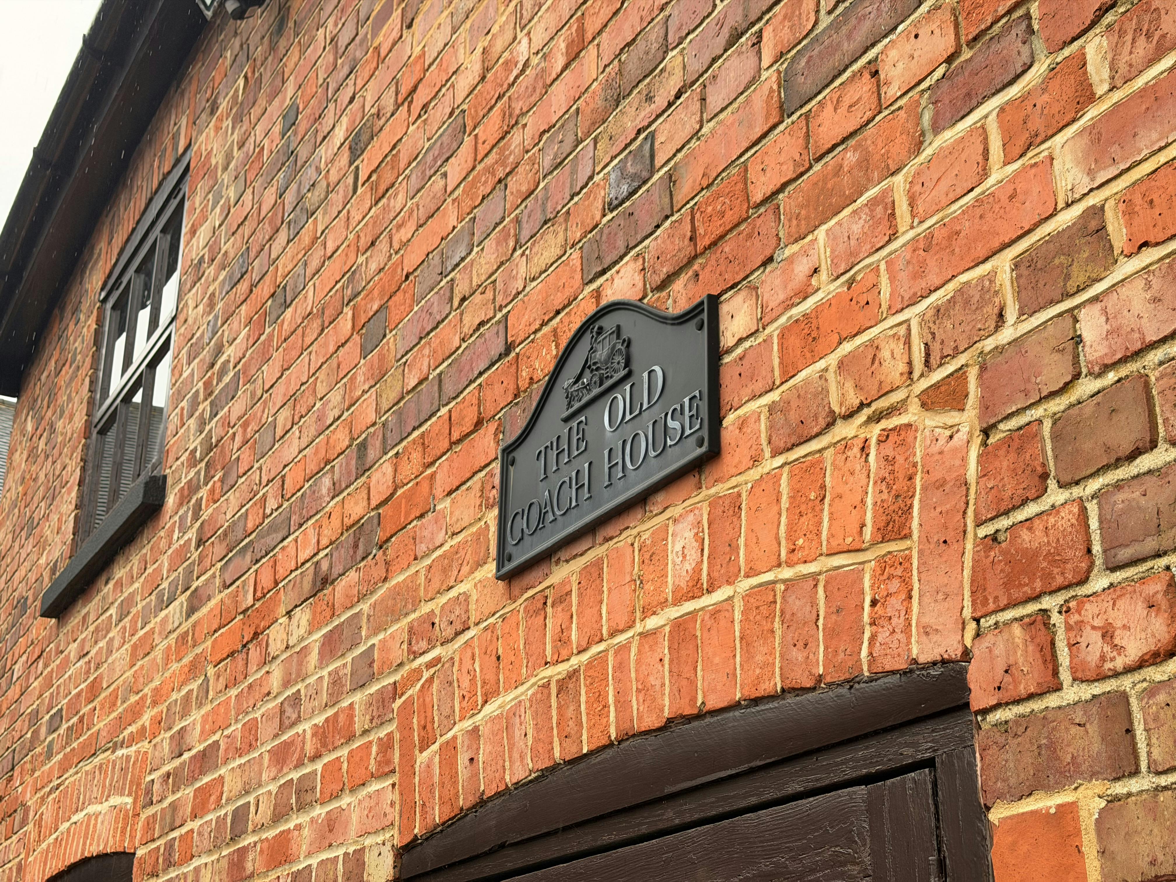 Suite 4, The Old Coach House, Grange Court, Grange Road, Farnham, Offices To Let - IMG_0400.jpeg