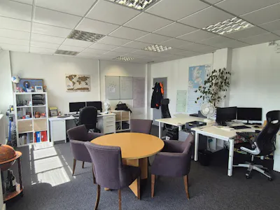 Europa Business Park, Cheadle, Industrial/Logistics / Office To Let - 20260619_124656.jpg