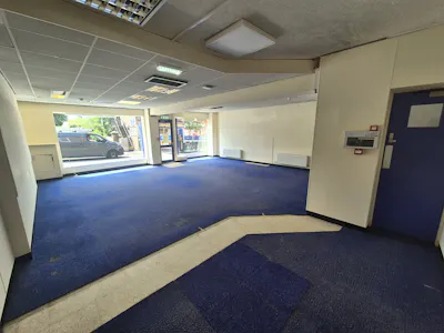 95 Church Lane, Stockport, Retail To Let - 20260720_125611.jpg