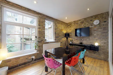 2 Printing House Yard, London, Office To Let - 4.jpg
