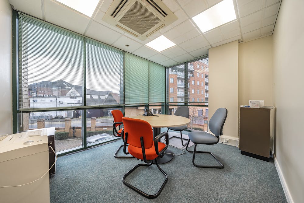 Healthaid House, Marlborough Hill - 1257828 4.jpg
