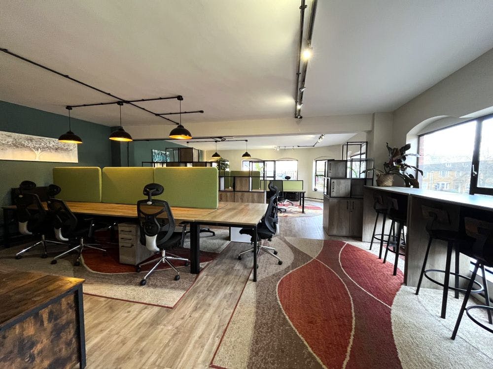 1st Floor 18-19 South Bar Street, Banbury, Office To Let - image00081.jpg