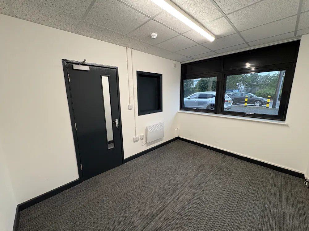 Unit 15 Lockwood Way - IMG_1399.jpeg