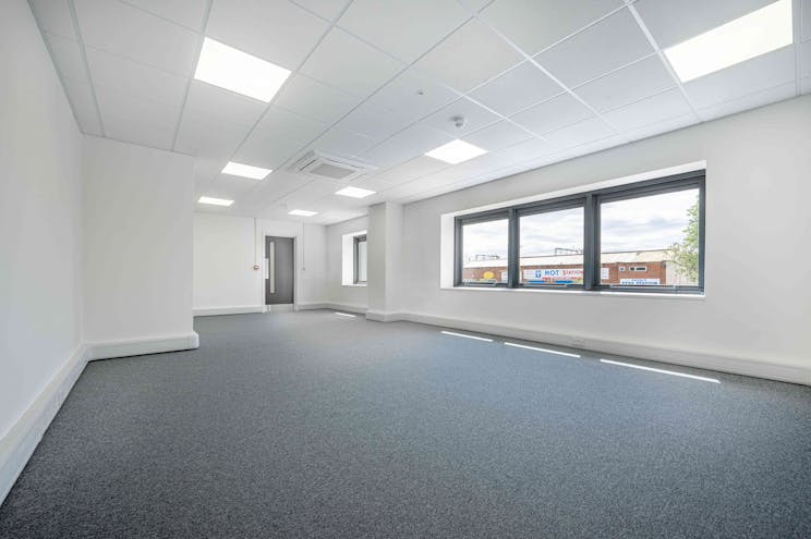 Units 2, 3 & 4 Riverview, Reading, Industrial / Warehouse To Let - Unit 4 Riverview, Reading