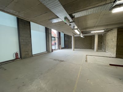 14-15 Upper Dock Walk, London, Office / Retail To Let - IMG_2114.jpg