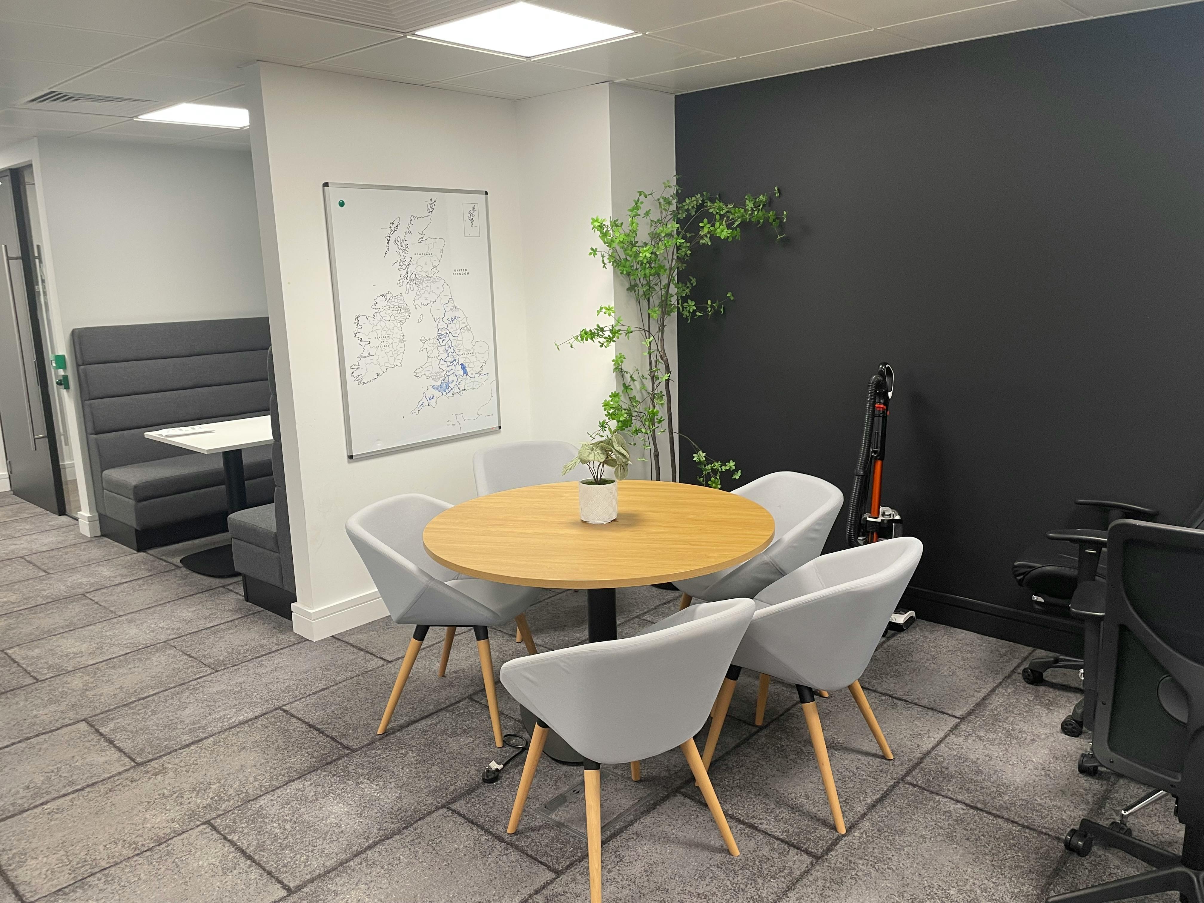 Office in Birmingham - photo 4