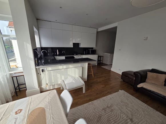 721 London Road, Westcliff-on-Sea, Mixed Use / Retail For Sale - WhatsApp Image 2026-03-06 at 9.33.38.jpeg