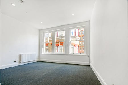 1 Albemarle Way, London, Office To Let - DSC09873.jpg