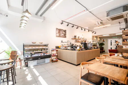 Rose & Rose, 400 St John Street, London, Leisure / Retail To Let - St John St 400 - 9.jpg