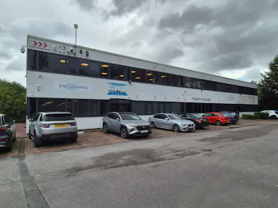 Bredbury Park Way, Stockport, Industrial/Logistics / Office To Let - 20260908_143604.jpg