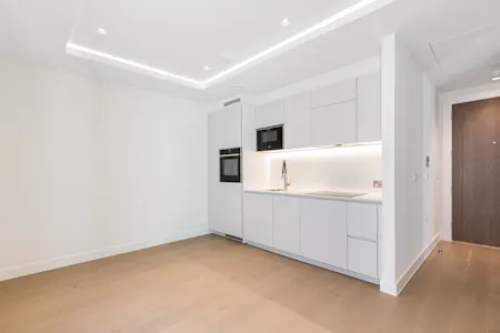 Brooke Street, London, Residential Flat To Let - Studio Kitchen