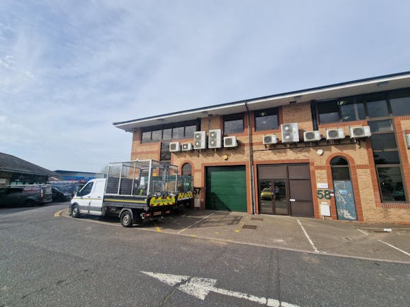 Unit 57 Tempus Business Centre, Basingstoke, Industrial To Let - 20260409_102330.jpg