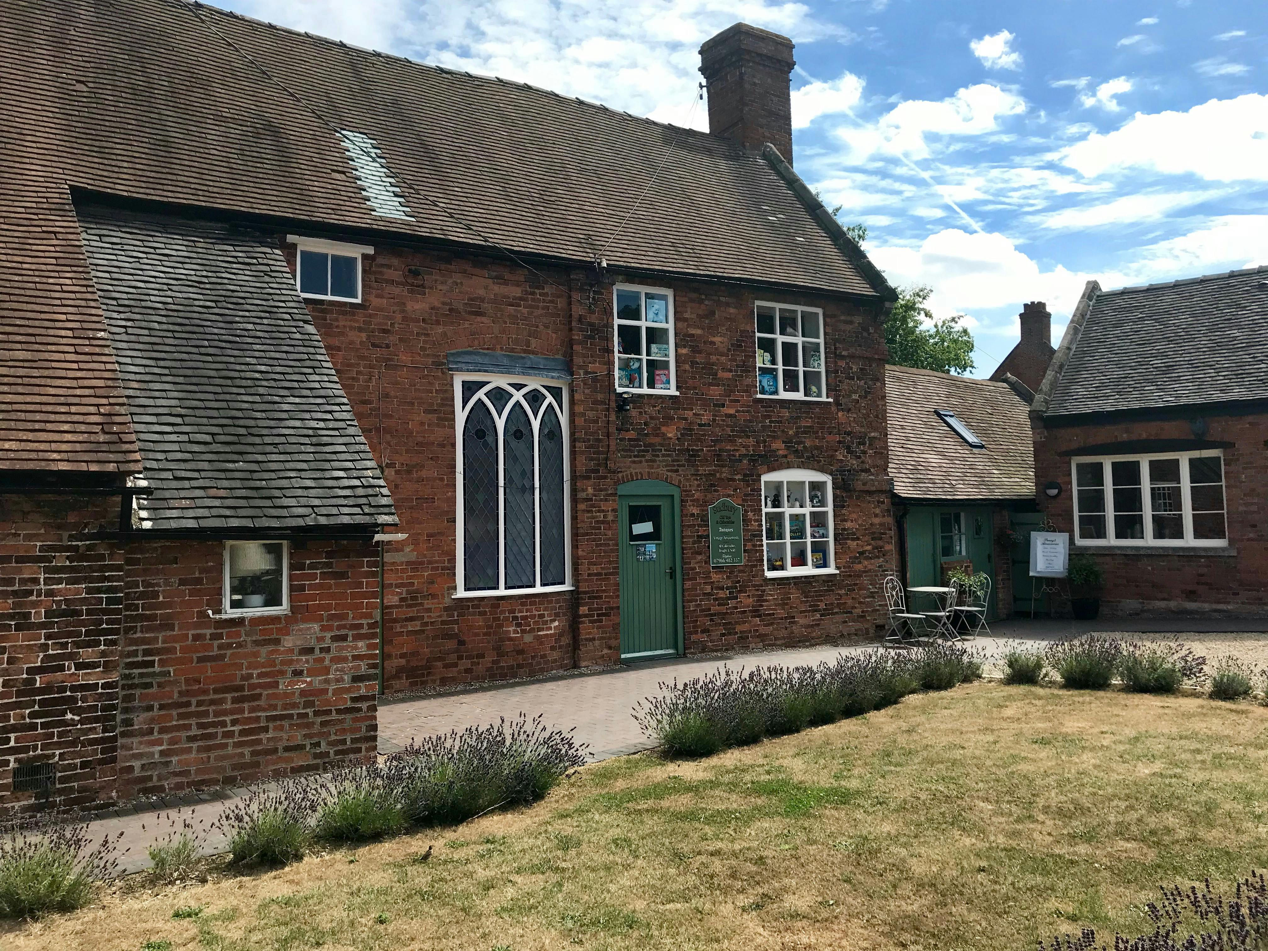 Retail/Shop in Ashbourne - photo 2