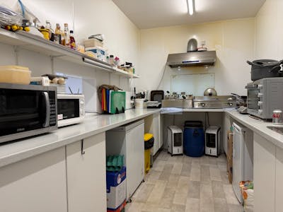 34 South Street, Bo'ness, Investment - Retail & Leisure For Sale - 20260218_145932211_iOS.jpg